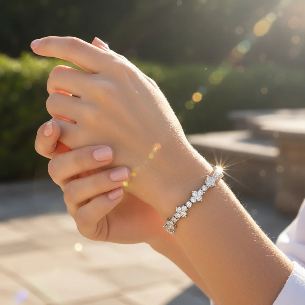 AURÉNE® Moissanite Thorn Bracelet